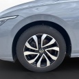 Volkswagen Golf VIII 1.5 eTSI DSG ACTIVE