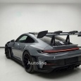 Porsche 911 Carrera 4 GTS 