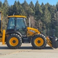 JCB 4СХ ECO на джойстике