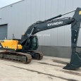Гусеничный экскаватор Hyundai R 210 L