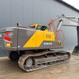 Гусеничный экскаватор Volvo EC210