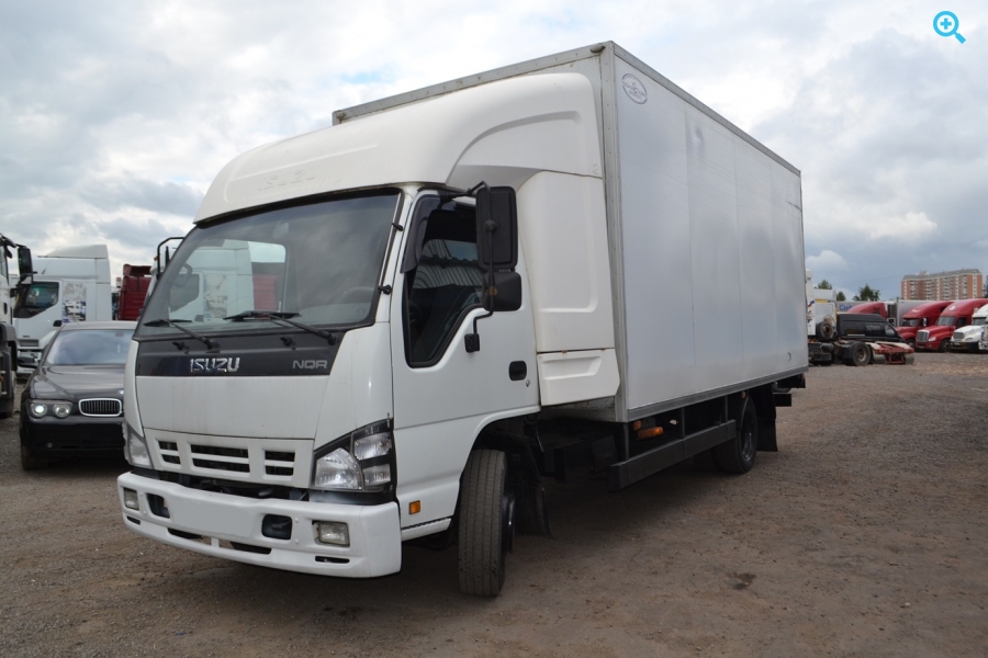 Исузу nqr75. Isuzu nqr75. Isuzu фургон 5 тонн. Грузовик Isuzu NQR 75. Исузу nqr75 2009.