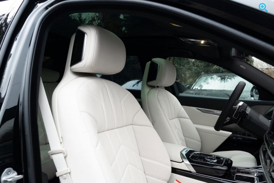 BMW 7