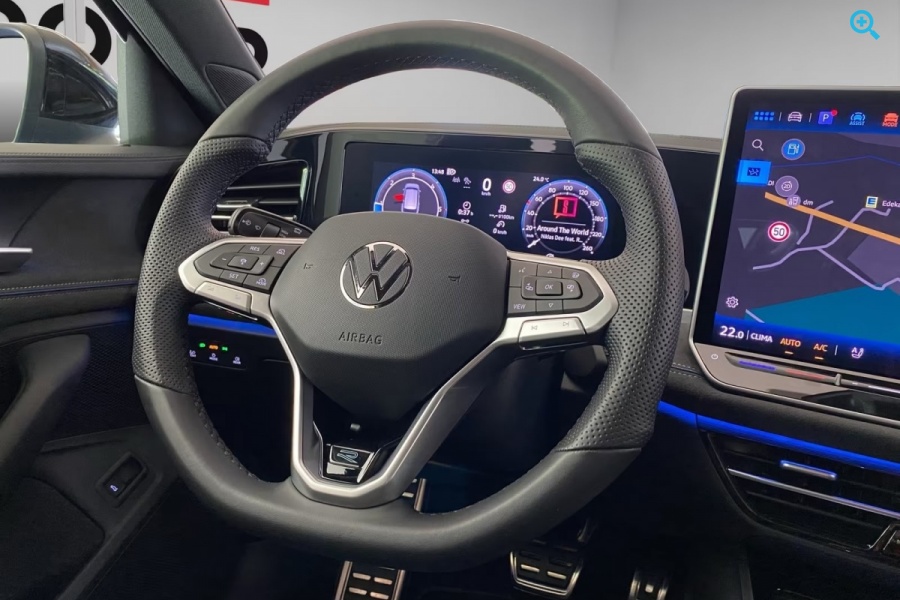 Volkswagen Passat R-Line 2.0 TDI 4Motion