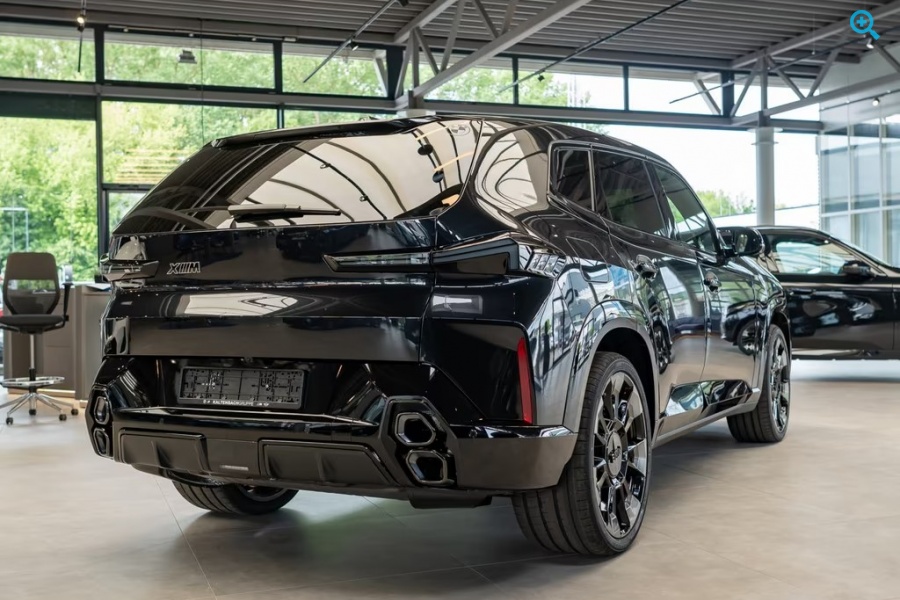 BMW XM 50e Hybrid