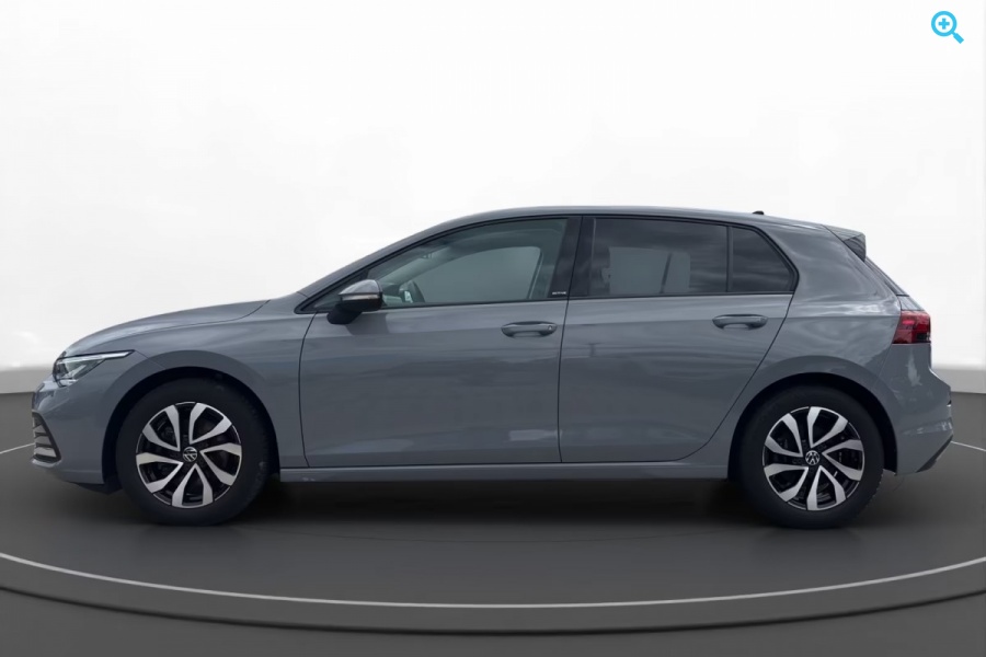 Volkswagen Golf VIII 1.5 eTSI DSG ACTIVE