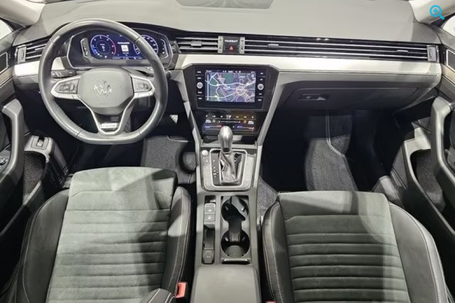 Volkswagen Passat 4Motion Sport Led Navi Leder 