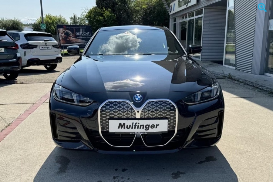 BMW i4