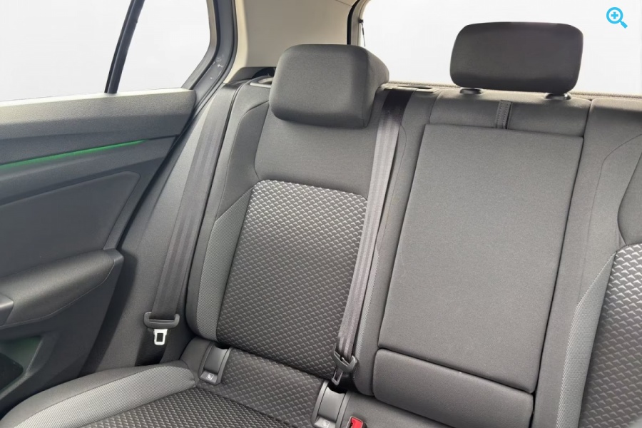 Volkswagen Golf VIII 1.5 eTSI DSG ACTIVE
