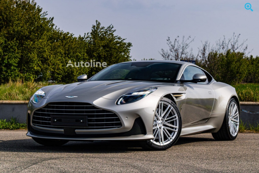 Aston Martin DB12