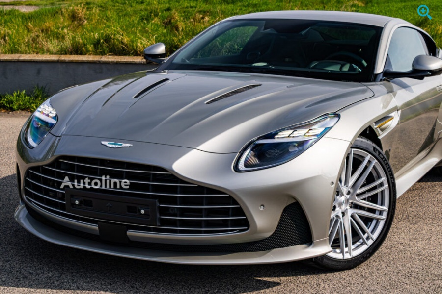 Aston Martin DB12