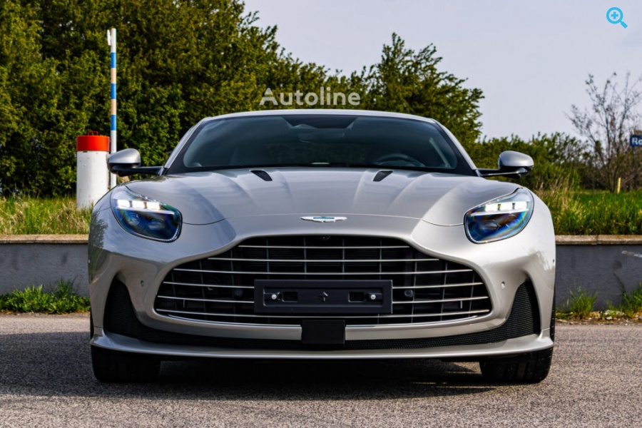 Aston Martin DB12