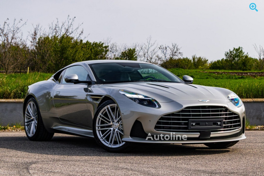 Aston Martin DB12