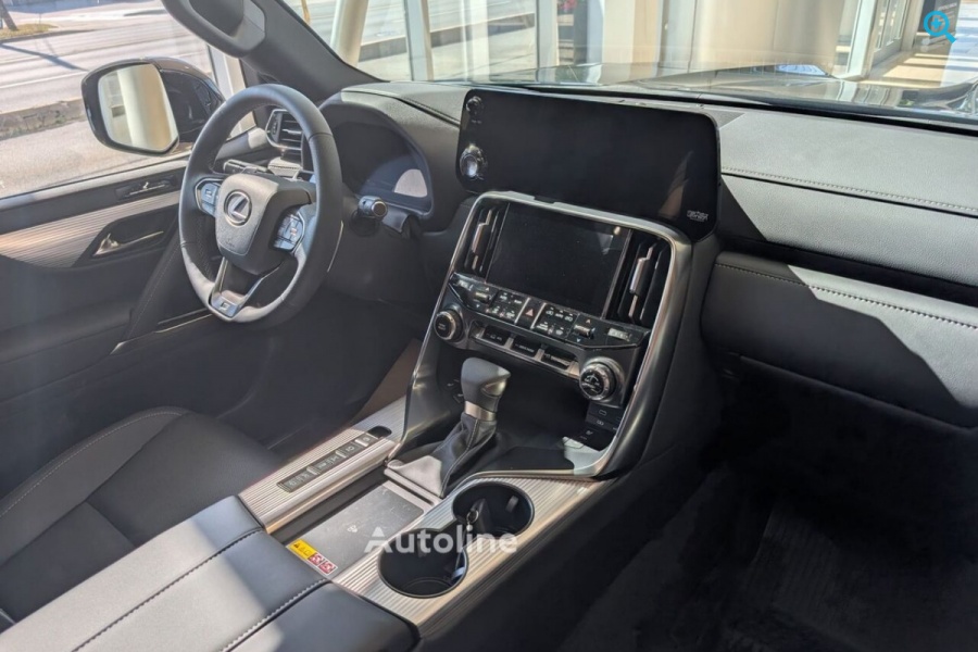 Lexus LX 600 F-Sport Luxury