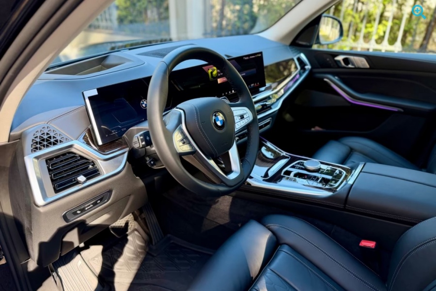 BMW X7