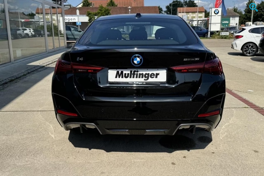 BMW i4