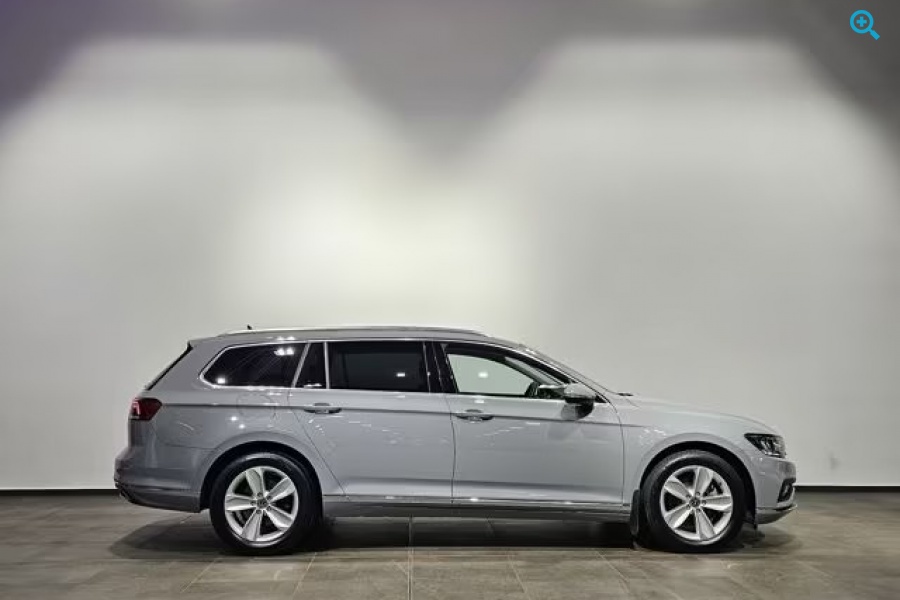 Volkswagen Passat 4Motion Sport Led Navi Leder 