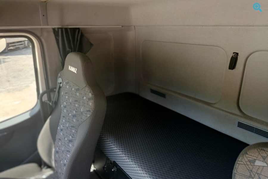 KAMAЗ 5325-0001075-5H / AФ-47415Р / Т 1831 рефрижератор.