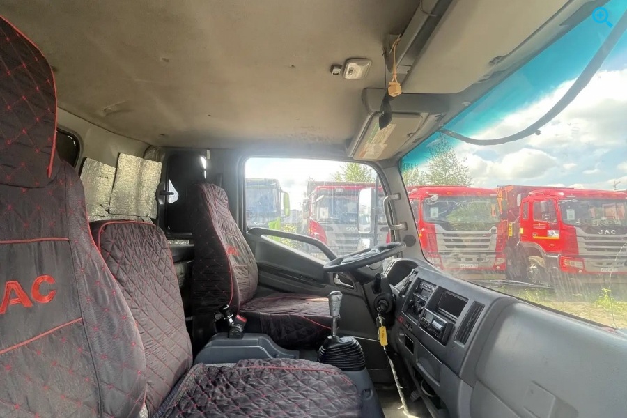 JAC N120