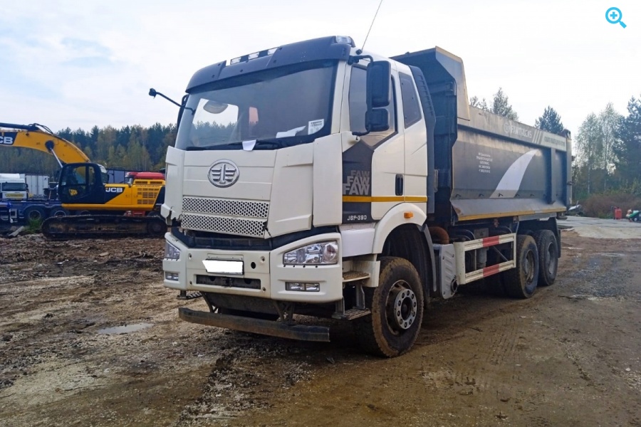 Грузовой самосвал FAW J6