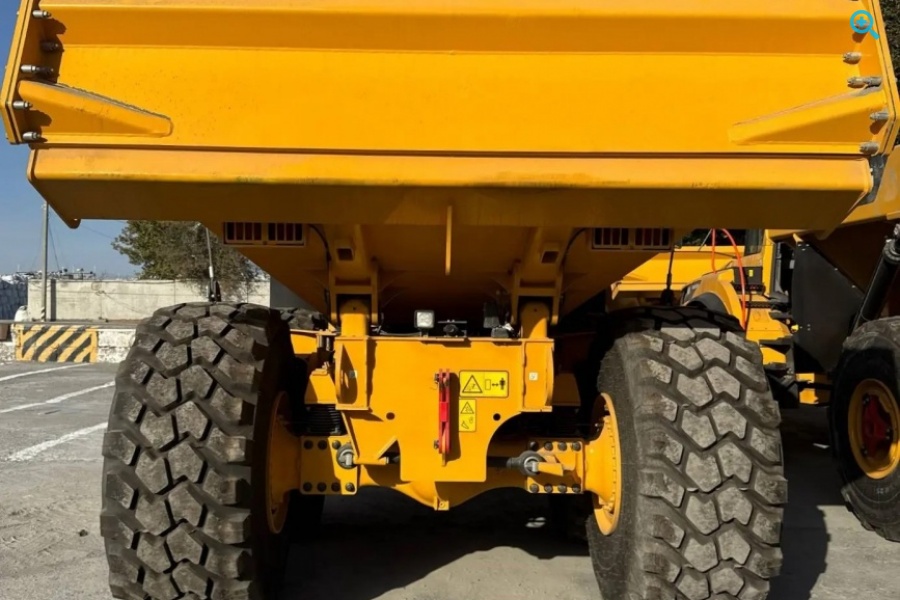 VOLVO A 40G