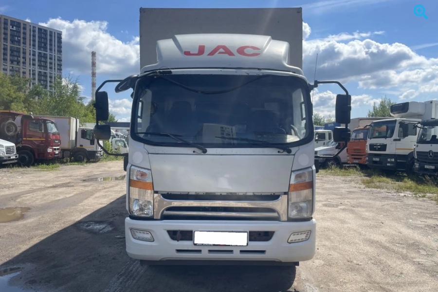 JAC N120