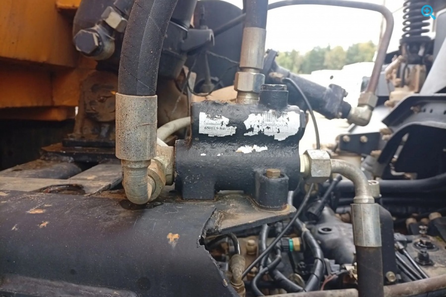 МАЗ 6501C5