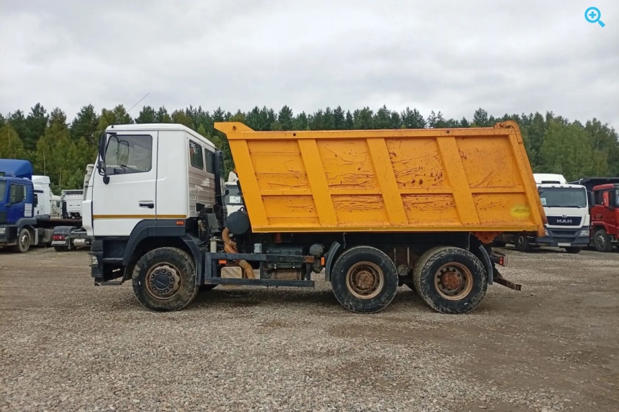 МАЗ 6501C5