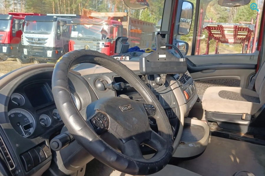 DAF FAR XF 105