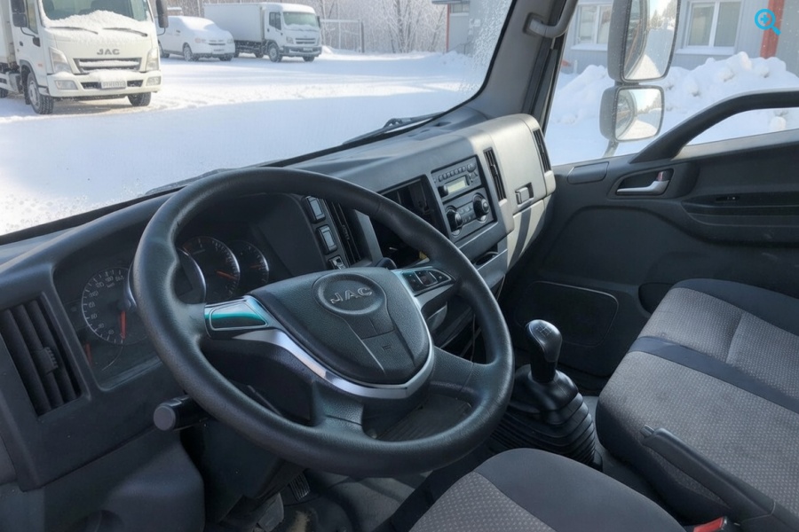 Тентованный JAC N56