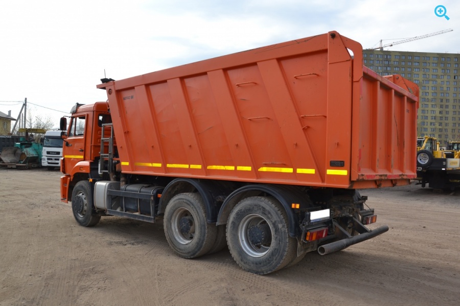 Самосвал Камаз 6520-53