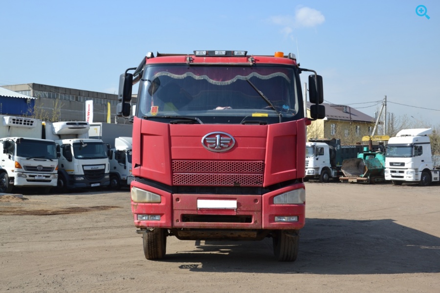 Самосвал FAW CA3318P66K2T1