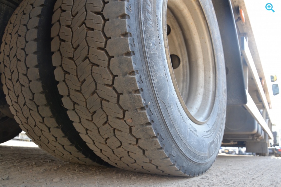 Грузовик изотермический Volvo FL-Truck 4x2 (АФ-475610).