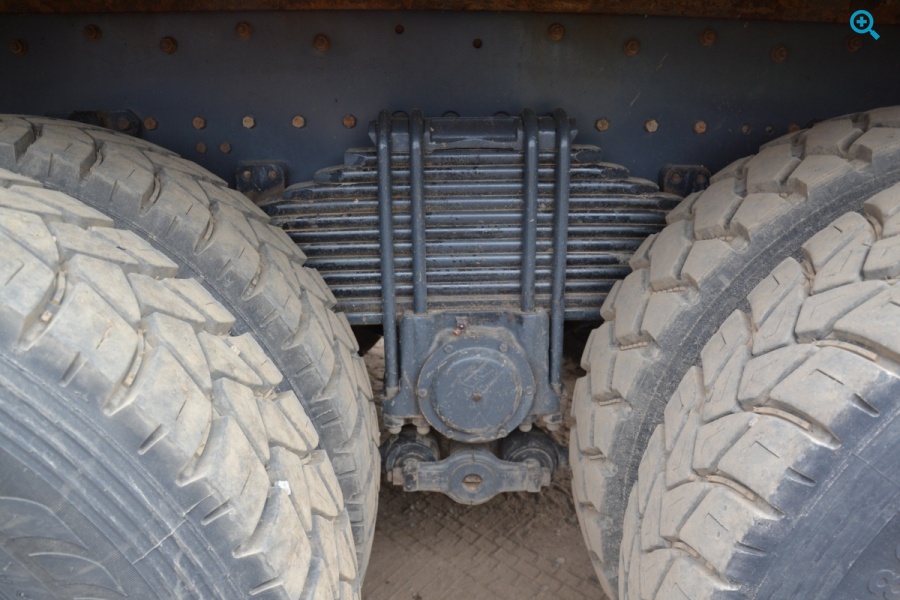 Самосвал HONGYAN 908 CQ3406HV39