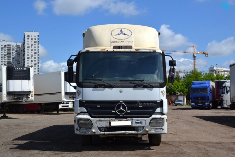 Грузовик тентованный Mercedes-Benz Actros 536210