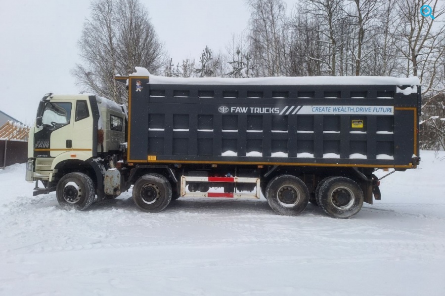 Самосвал FAW J6, 8x4
