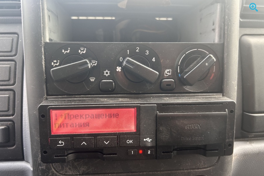 тентованный Mitsubishi FUSO CANTER