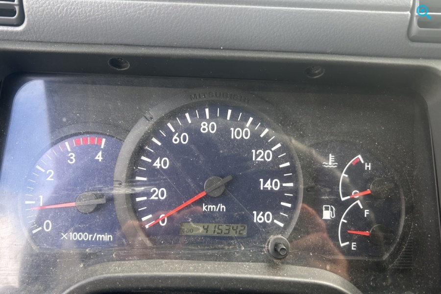 тентованный Mitsubishi FUSO CANTER
