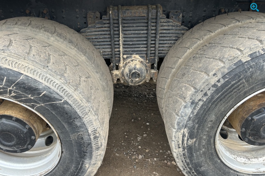 Самосвал SHACMAN SX33186T366 (X3000)