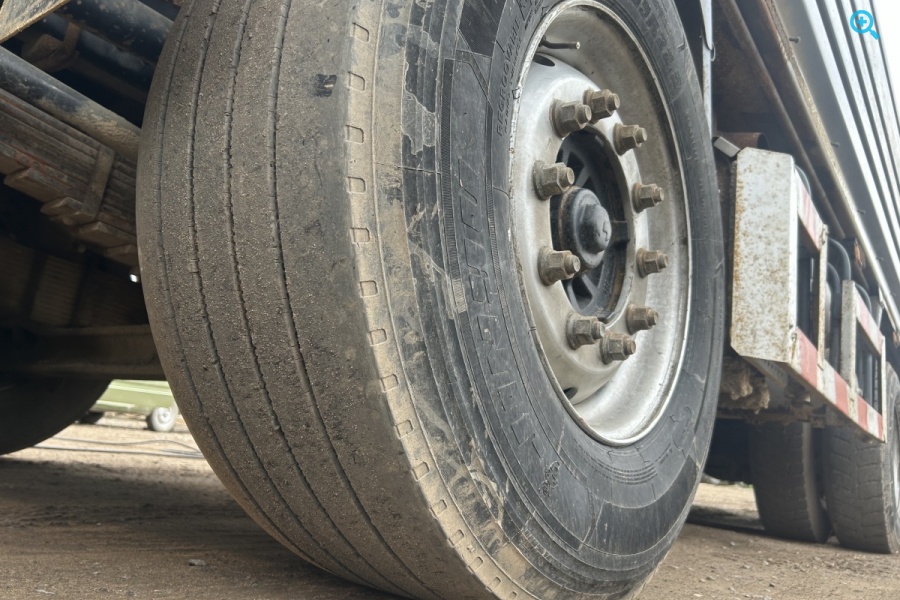 Самосвал SHACMAN SX33186T366 (X3000)