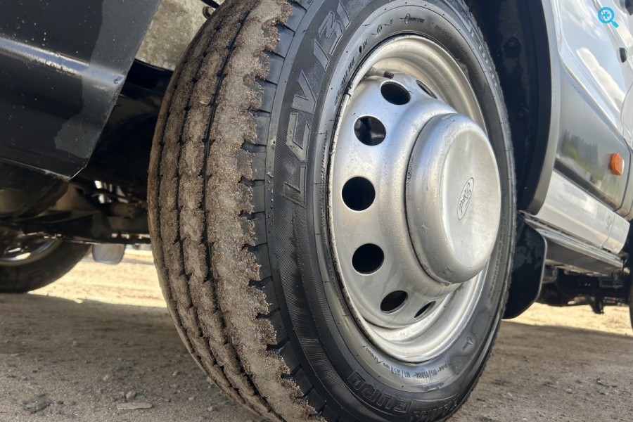 Промтоварный фургон АФ 3720АА (FORD). Год выпуска: 2021