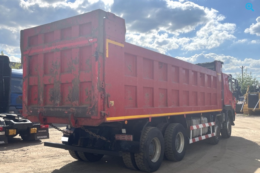 Самосвал HONGYAN 908 с колёсной формулой 8х4