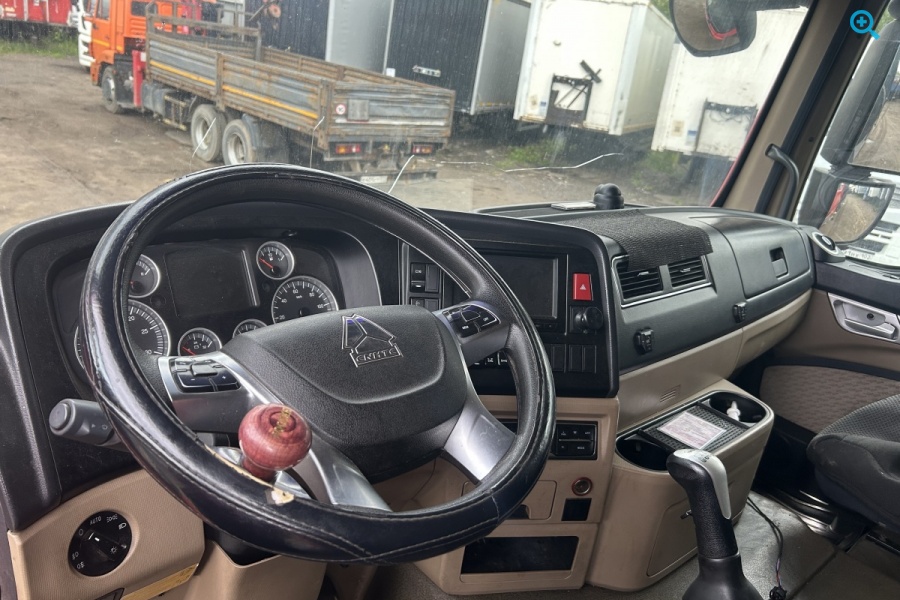 Самосвал HOWO T5G 8х4. Год выпуска 2023.