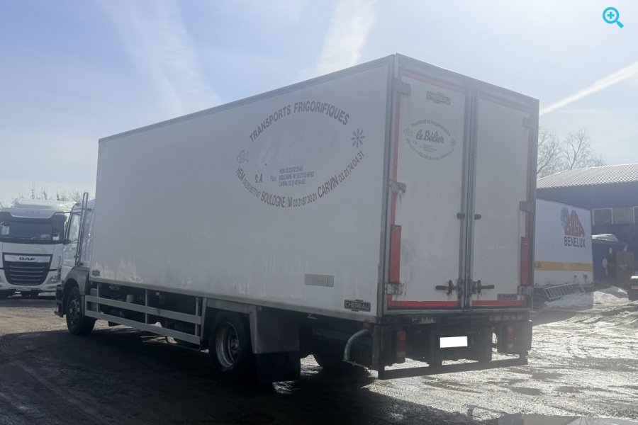 MERCEDES-BENZ ATEGO 1823.