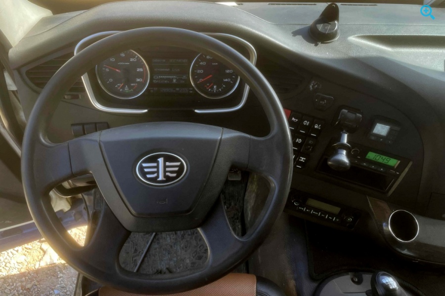 Самосвал FAW J6, CA3250P66K24T1E5 6х4