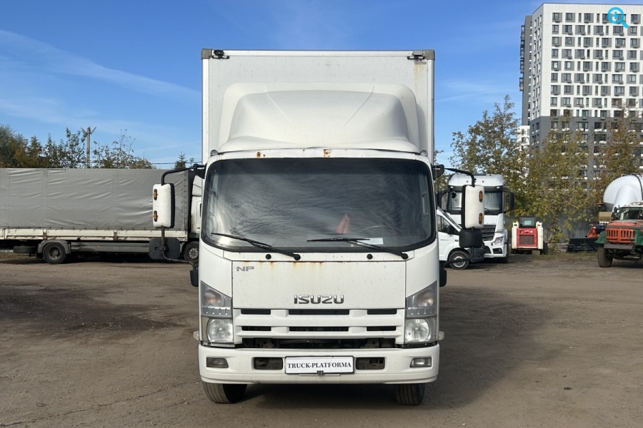 ISUZU NPR75L-M