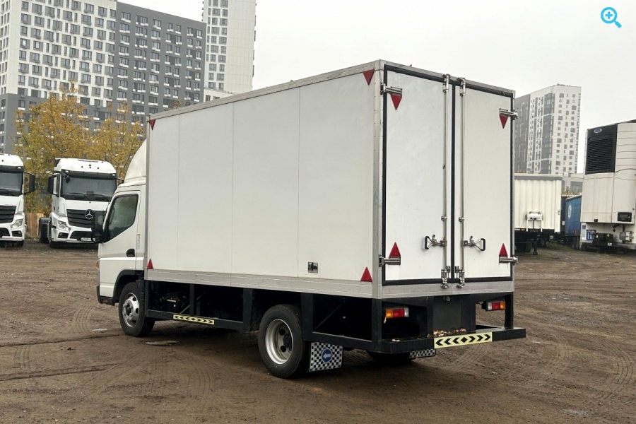 Новый изотермический Mitsubishi Fuso Canter.