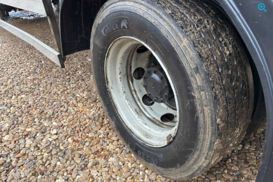 Шторный Foton Aumark S120 (АВ-73K5BJ)