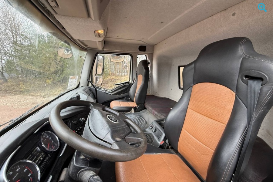 Самосвал FAW J6, год выпуска 2023