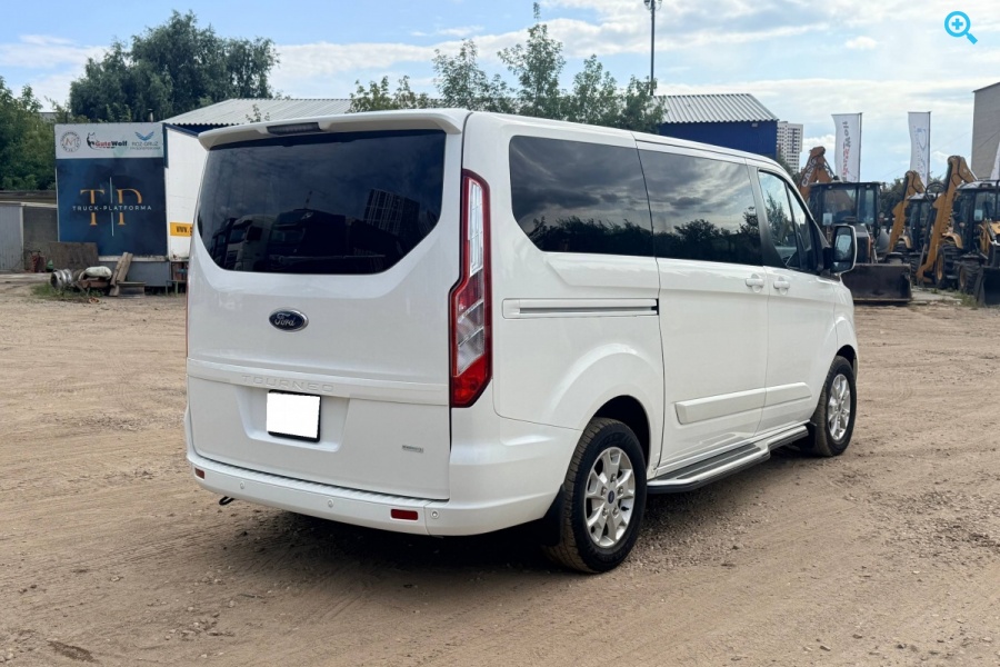 Ford TOURNEO